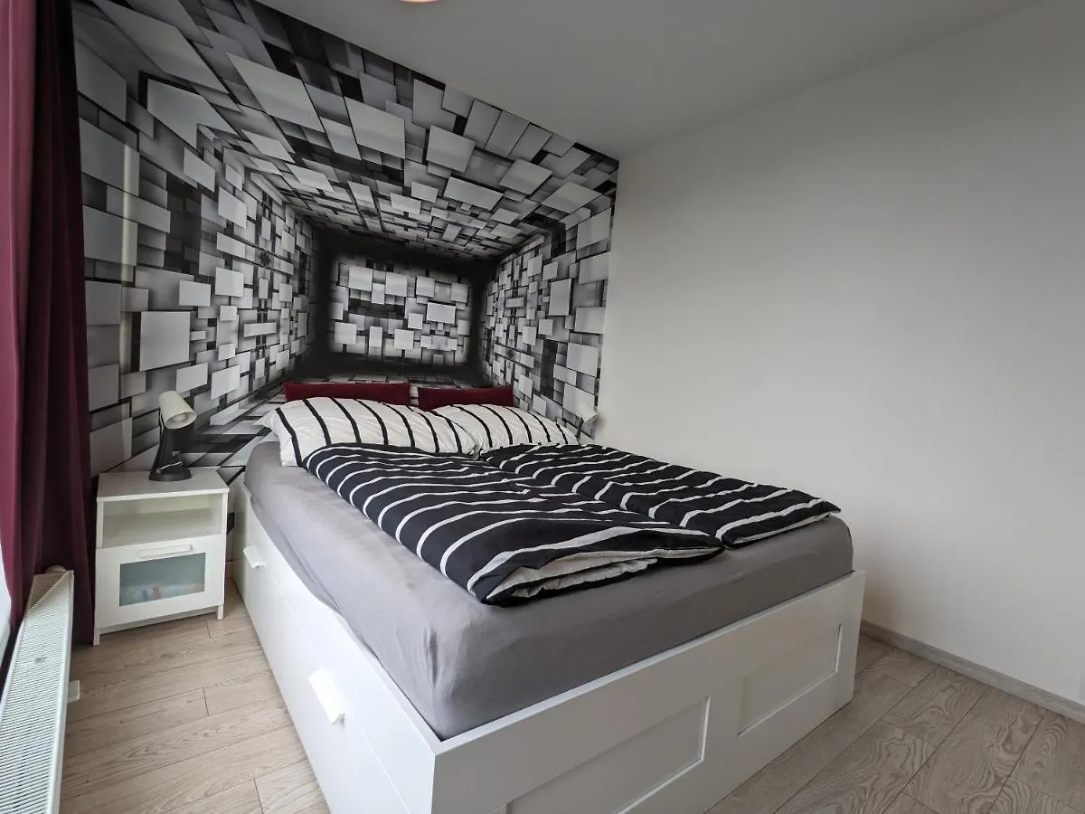 Cozy Apartment With Big Terrace In Central Prague - Karlin 0*,  República Checa