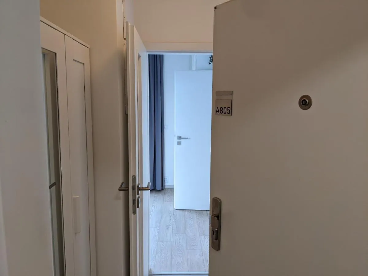 Cozy Apartment With Big Terrace In Central Prague - Karlin República Checa